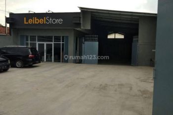 Disewakan Gudang Luas Strategis Ada Kantor di Rancaekek