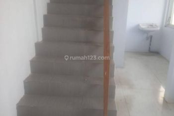 Gudang Luas Akses tronton Raya seririt Singaraja Temukus Bali