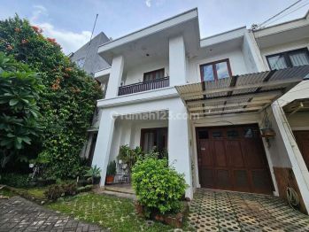 Rumah Cantik Dan Kokoh Dalam Cluster Elite Cipete