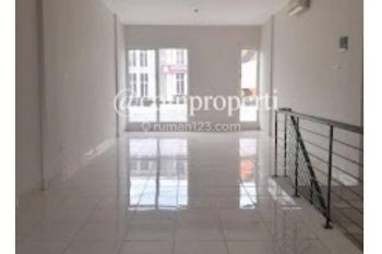 Ruko 60 m Bagus yang berada di Kota wisata