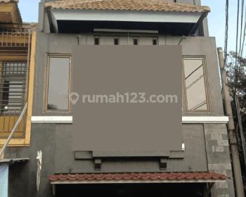 RUKO 3 LANTAI DI VILA NUSA INDAH 5