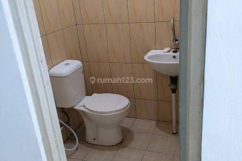 Ruko siap pakai strategis tengah kota di mekarwangi