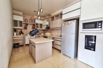 Rumah Villa Permata Gading 3 Lantai SHM Bagus Barat