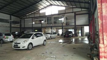Gudang Bagus di Jalan Raya Cibinong 800 m Bagus SHM Bogor