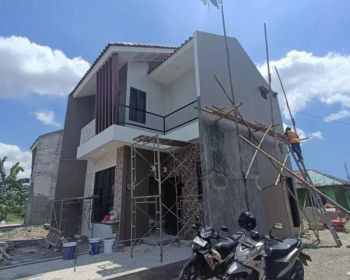 RUMAH LANTAI 2 BERKONSEP VILA HANYA 2 JTAN