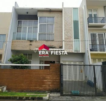 Rumah intercon kebon jeruk bagus rapi dan siap huni