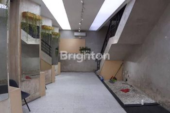 Dijual Ruko 3lantai The Blitz 2  Paramount Gading Serpong