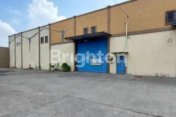 LB 1500M² CERME GRESIK