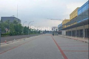 Ruko Maggiore hadap jalan