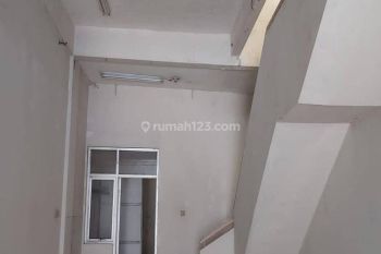 Dijual Ruko 2 lantai Strategis di Candrabaga Pondok Permai Bekasi