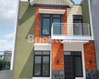 Rumah Baru Murah Dua Lantai di Dekat Suhat