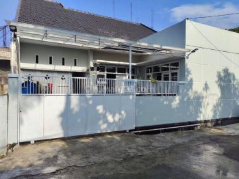 Dijual Rumah Lokasi Strategis di Cijaura Girang Soekarno Hatta