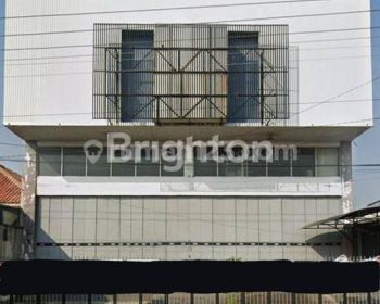 RUKO 1,5 LANTAI PINGGIR JALAN, COCOK UNTUK USAHA APAPUN