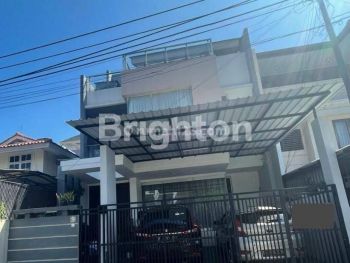 RUMAH MODERN SIAP HUNI LANGKA KOMPLEK ELITE PONDOK INDAH JAKARTA SELATAN