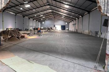 Gudang di Pantai Indah Dadap,uk.24x75m,min 2 Thn,harga 700 Jt Thn