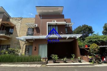 Disewakan Rumah Mewah Minimalis Furnished Harga Terbaik Dekat Gerbang Tol