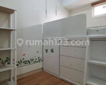 Disewakan Gedung Komersial Siap Pakai Strategis di Jl.merdeka