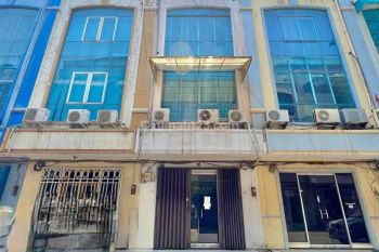 Jual Ruko Jemursari 3 Lt di Second Road Strategis Ada Area Parkir