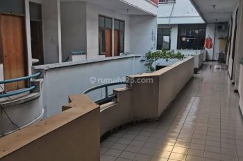 Rumah Kost Mainroad di Surya Sumantri