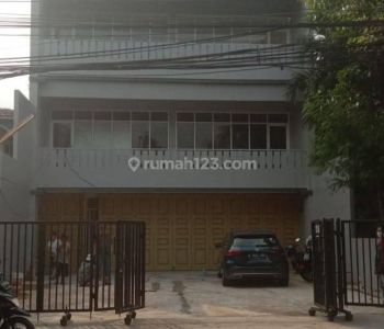 Disewa Ruko Di Jl. Raya Pekayon Bekasi Selatan