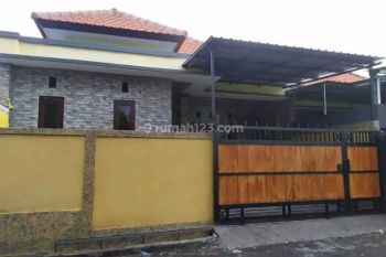 Rumah sewa jln Hayam Wuruk Denpasar Bali Indonesia
