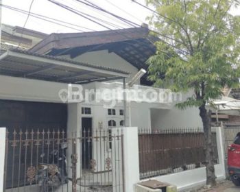 RUMAH STRATEGIS HANYA 280 METER KE NGAGEL JAYA