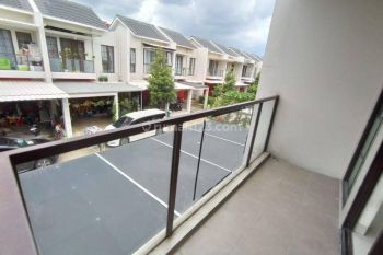 Rumah Green Village di Pinang Dengan 2+1 Kamar Tidur