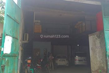 Gudang di Jalan Albasia, Tegal Alur, Jakarta Barat