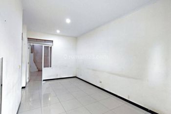 Taman Kopo Indah 5 Cluster Sommerville - Bangunan Terawat Siap Huni
