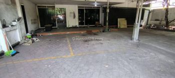 Rumah Pusat Kota Jl Ngemplak, Strategis, Cocok Untuk Segala Usaha