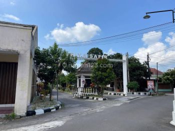 Kavling Perumahan Dekat Pemda Sleman, SHM Pekarangan