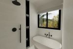 thumbnail-villa-3-kamar-untuk-dijual-dengan-modern-tropical-design-di-canggu-pererenan-10