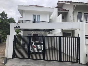 RUMAH SIAP HUNI DESAIN MODERN DI VILLA DELIMA, LEBAK BULUS