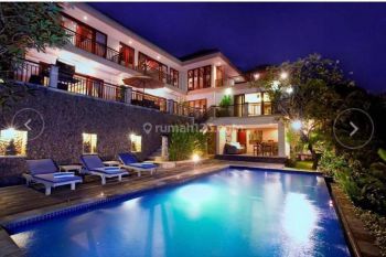 Dijual villa mewah berawa Canggu view sawah lingkungan nyaman