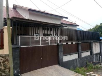 KAN RUMAH 1 LANTAI LOKASI DEPAN MAPOLDA KALTIM