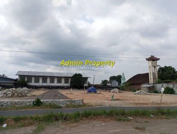 Pekarangan Tepi Jl Purwomartani, Cocok Bangun Ruko