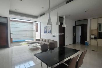 Rumah Atau Ruang Usaha Strategis Tirtayasa Sayap Dago Bandung