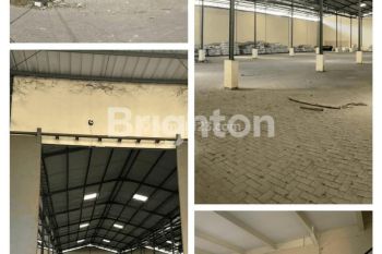 GUDANG STRATEGIS MARGOMULYO SURABAYA DEKAT TOL TANDES, MANUKAN