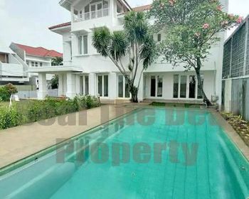 Disewakan Rumah Luas Di Area Cipete Jakarta Selatan STD438