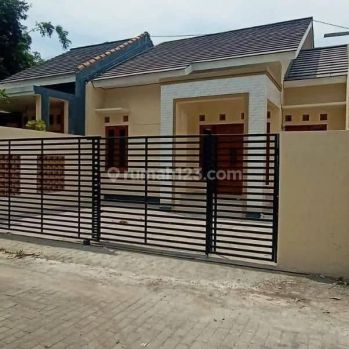 Rumah Baru Dekat Balong Waterpark Potorono Banguntapan Bantul