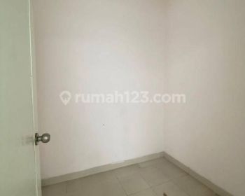 Disewakan rumah green lake city 2 lantai sederhana