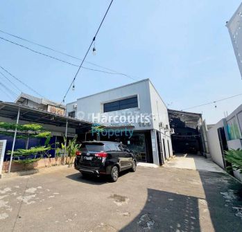 Tempat Usaha di Jalan Utama Jagakarsa. Cocok Untuk Cafe gudang kantor