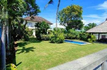 Sale Rumah: Villa in lovina bali