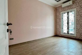 Di Jual Rumah Alam segar pondok indah