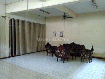 Dijual Cepat Ruko di Kiaracondong , Bandung 200 M Bagus SHM