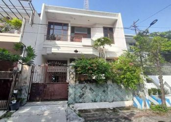 Rumah Luas Simpang Darmo Permai Selatan 2 Lantai