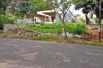 Tanah Pinggir Jalan Raya Banjarsari Tembalang Semarang