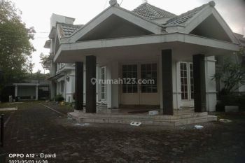 Disewakan rumah di Mainroad Jl R.E. Martadinata Bandung