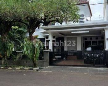 Dijual Rumah di Perumahan Kemang 3 - 4+1BR