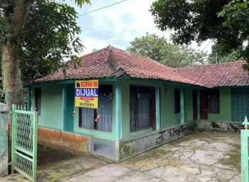 DIJUAL RUMAH STRATEGIS